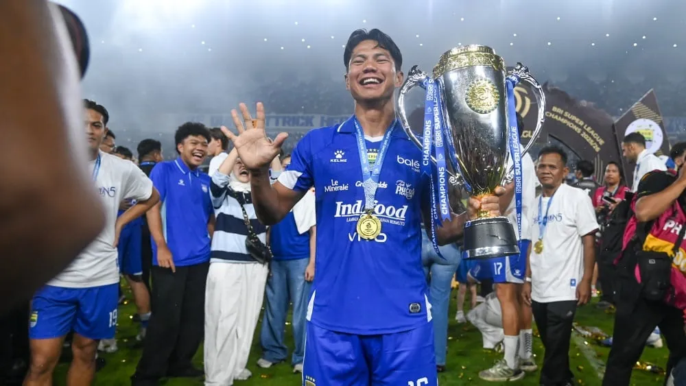 Achmad Jufriyanto Resmi Bergabung Sebagai Asisten Pelatih Persib - sumber: (ileagueid)