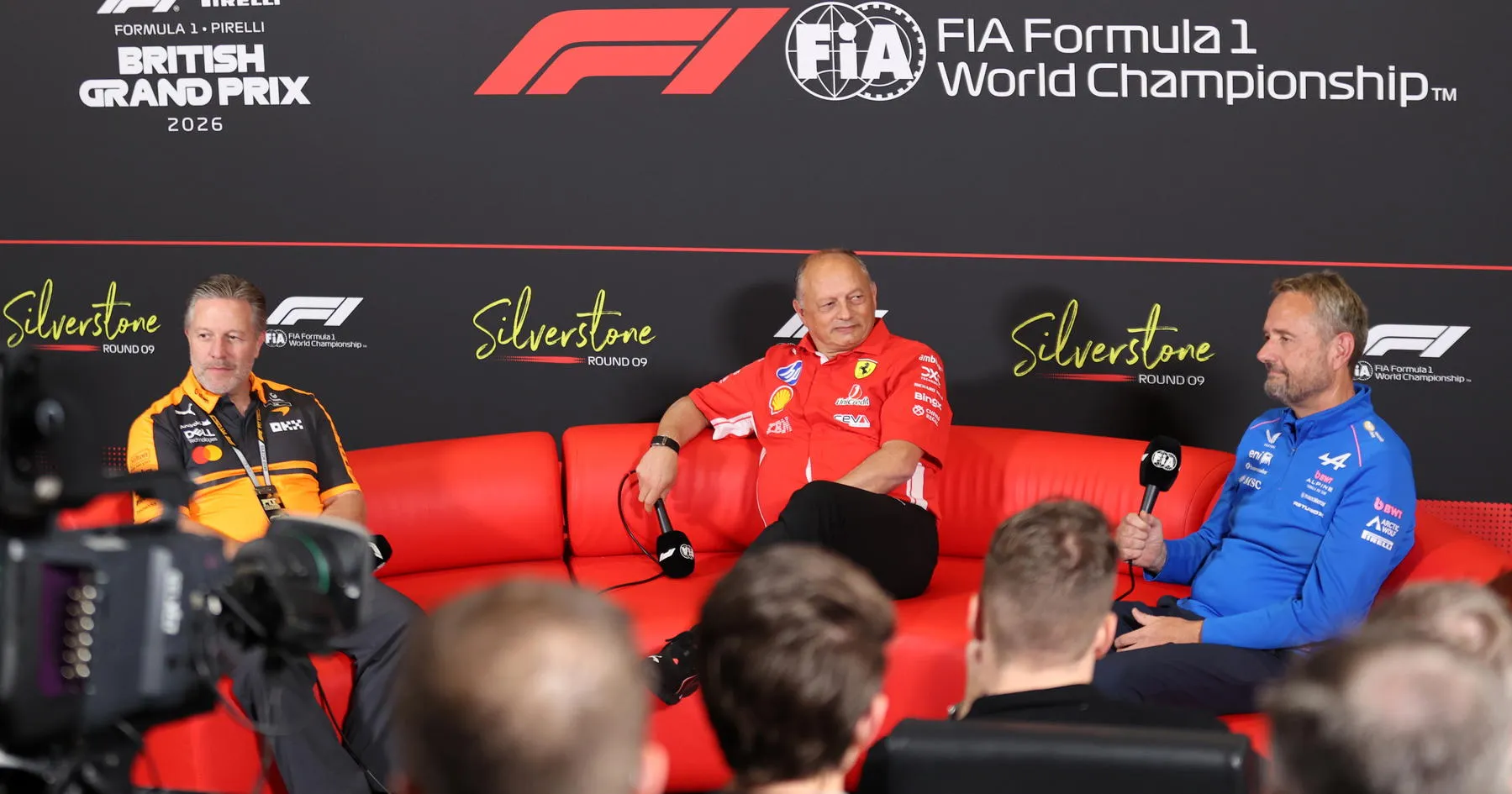 Bos Tim F1 Dukung FIA dan FOM Atasi Ketidakpastian Kalender - sumber: (racingnews365)