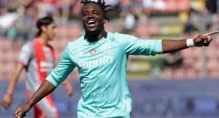 Chelsea Intensifkan Upaya Rekrutmen Winger Bologna, Rowe