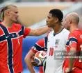 Erling Haaland Angkat Topi, Jude Bellingham Jadi Mimpi Buruk Norwegia