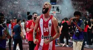 Evan Fournier Merasa Aneh Melihat Moustapha Fall Perkuat Panathinaikos