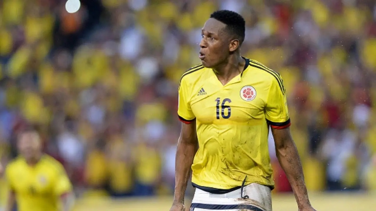 Fenerbahce Mulai Tunjukan Minat Serius Pada Yerry Mina dari Cagliari