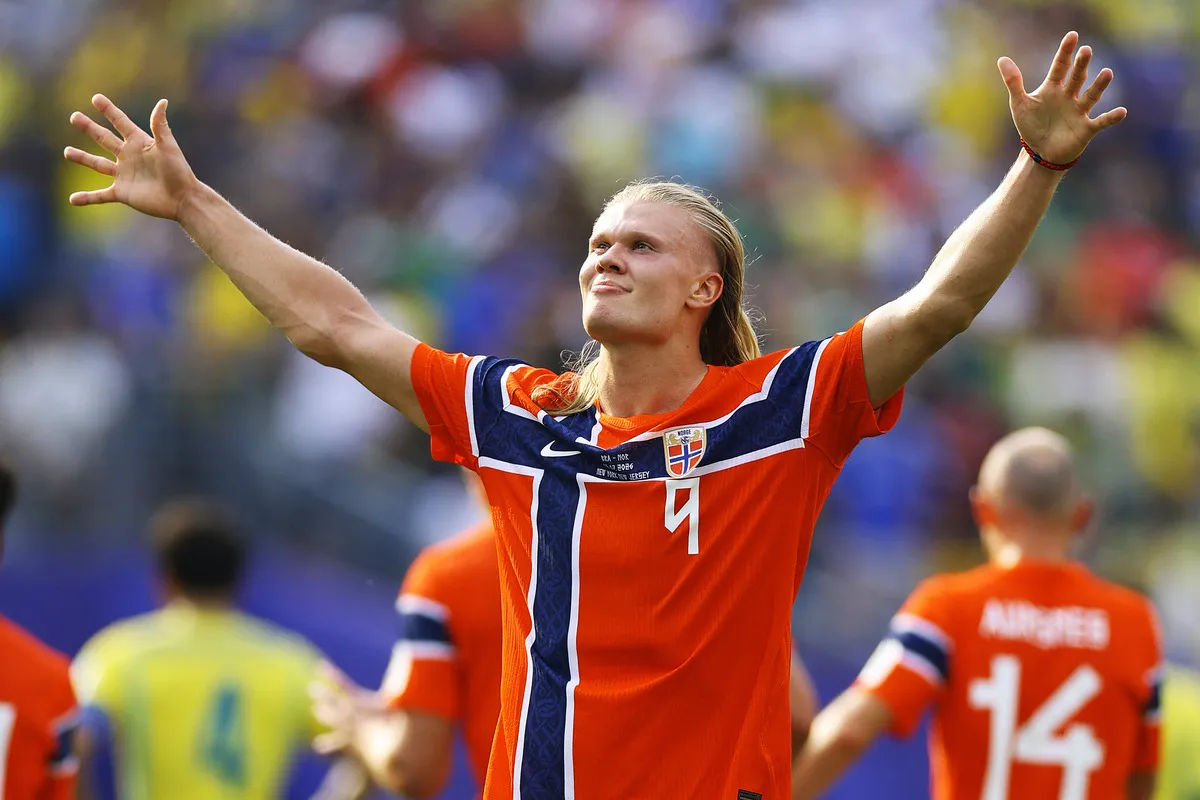 Haaland Pimpin Norwegia Tantang Inggris di Kualifikasi Piala Dunia 2026 - sumber: (footballitalia)