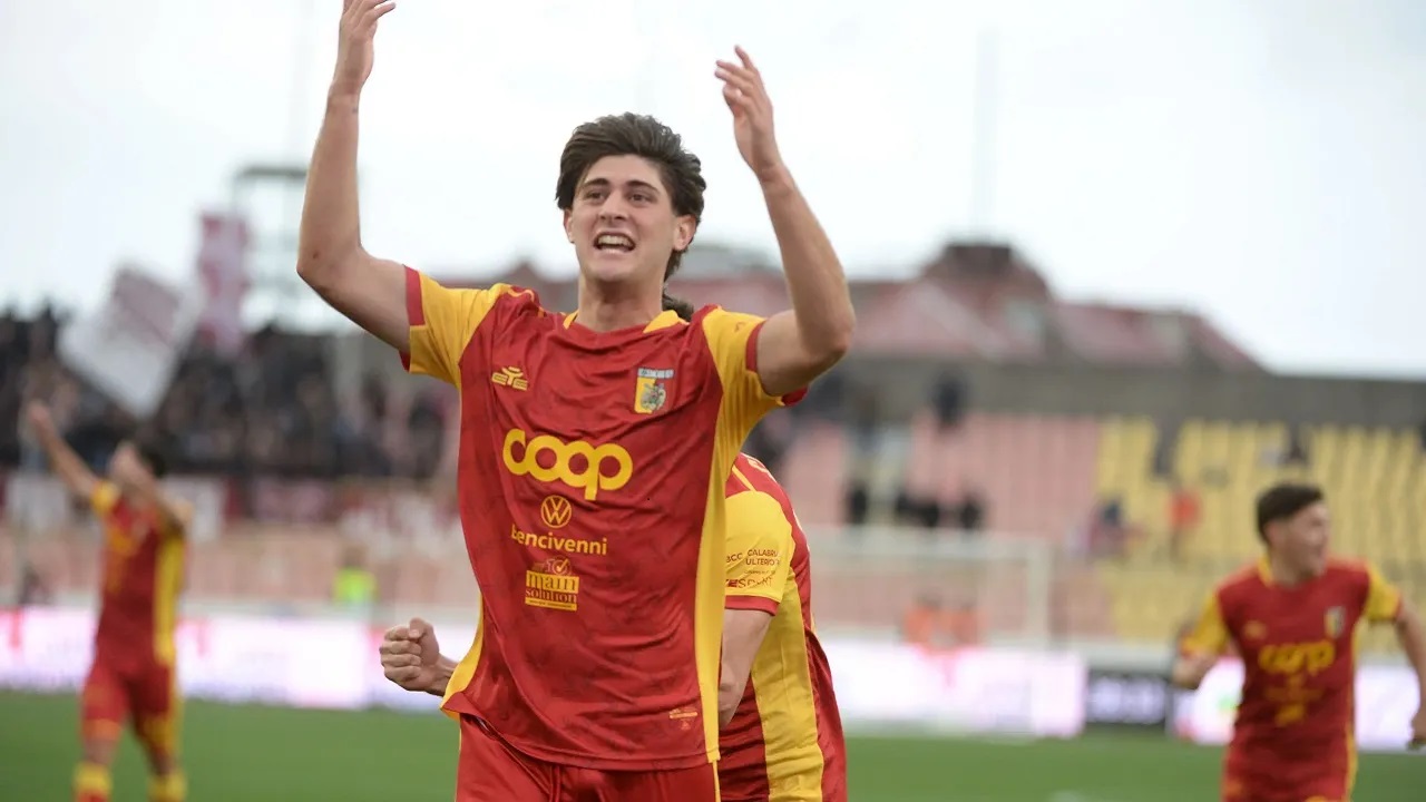 Hindari Kasus Mattia Liberali, AC Milan Cepat Amankan 3 Talenta Muda