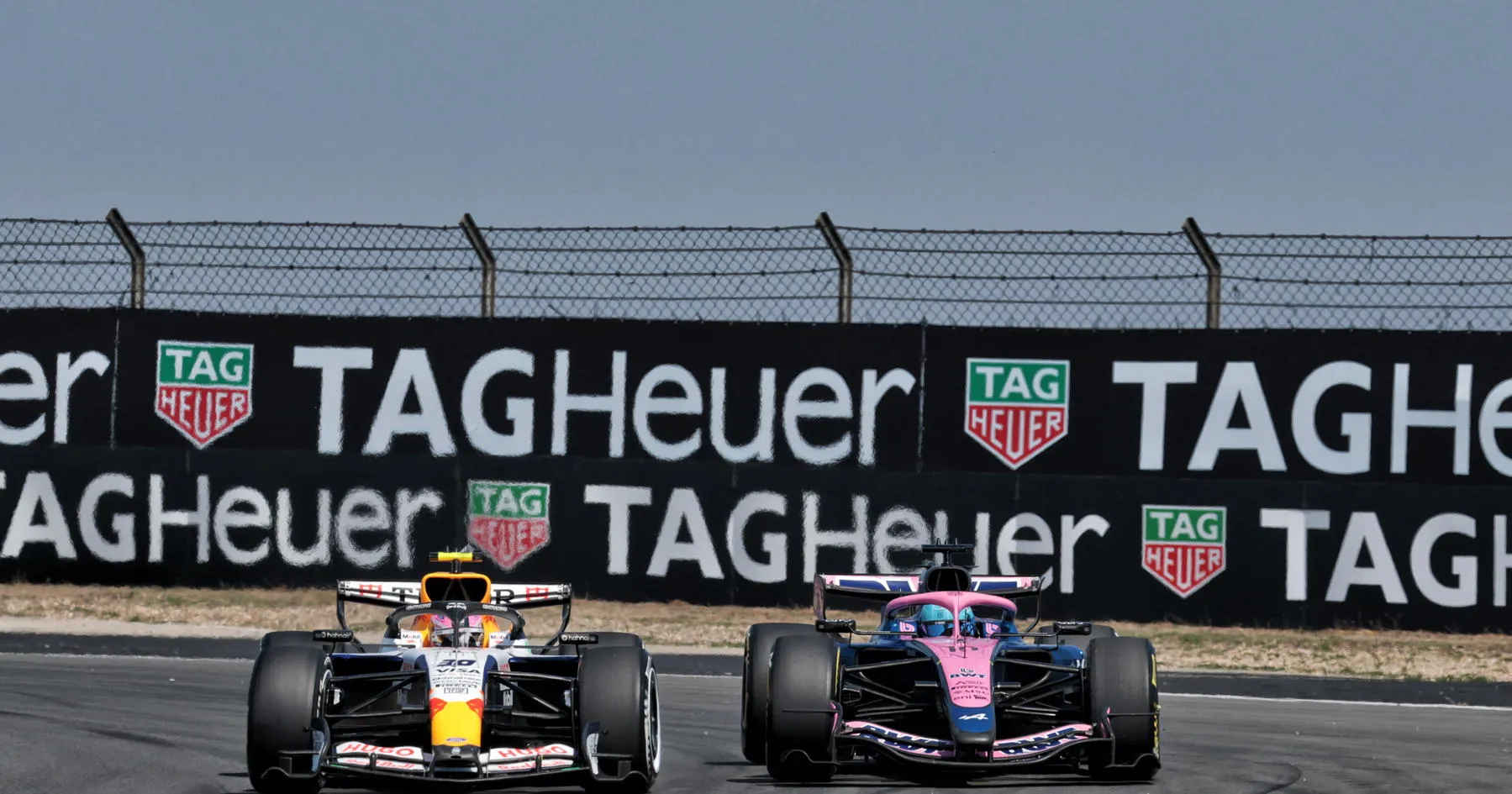 Kekacauan di Silverstone: Alpine Nyaris Kehilangan Keunggulan - sumber: (racingnews365)