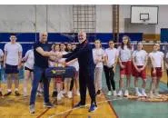 Unik! Kompetisi Bulu Tangkis Sekolah Jadi Meriah di Bosnia & Herzegovina