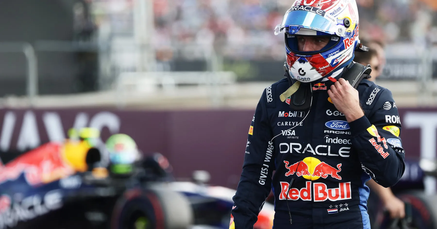 Max Verstappen Didesak Pertimbangkan Faktor McLaren - sumber: (racingnews365)