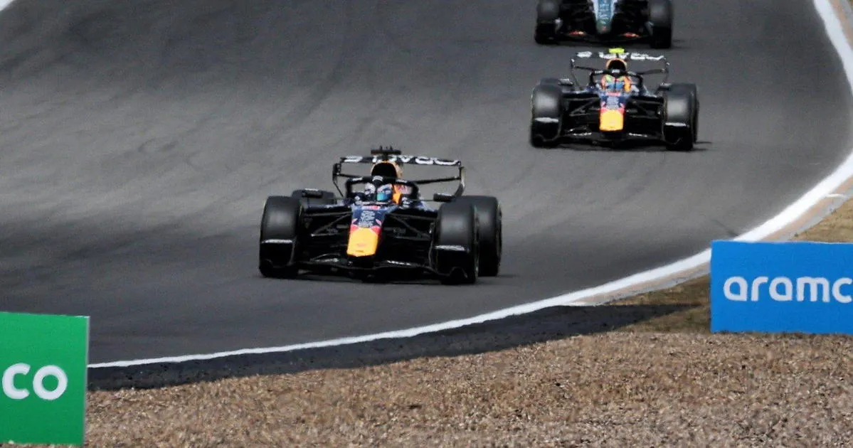 Sayap Belakang Red Bull Jadi Kekhawatiran bagi Verstappen - sumber: (racingnews365)