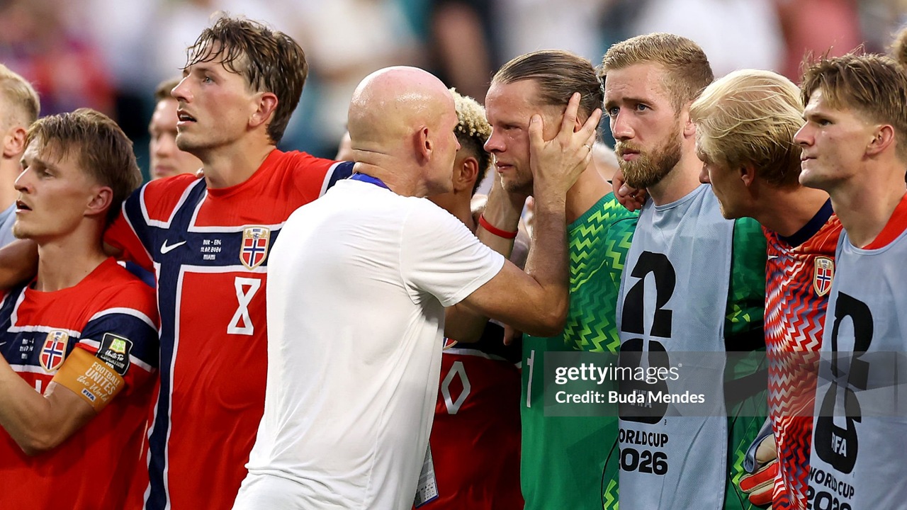 Stale Solbakken Menangis Bangga meski Norwegia Disingkirkan Inggris