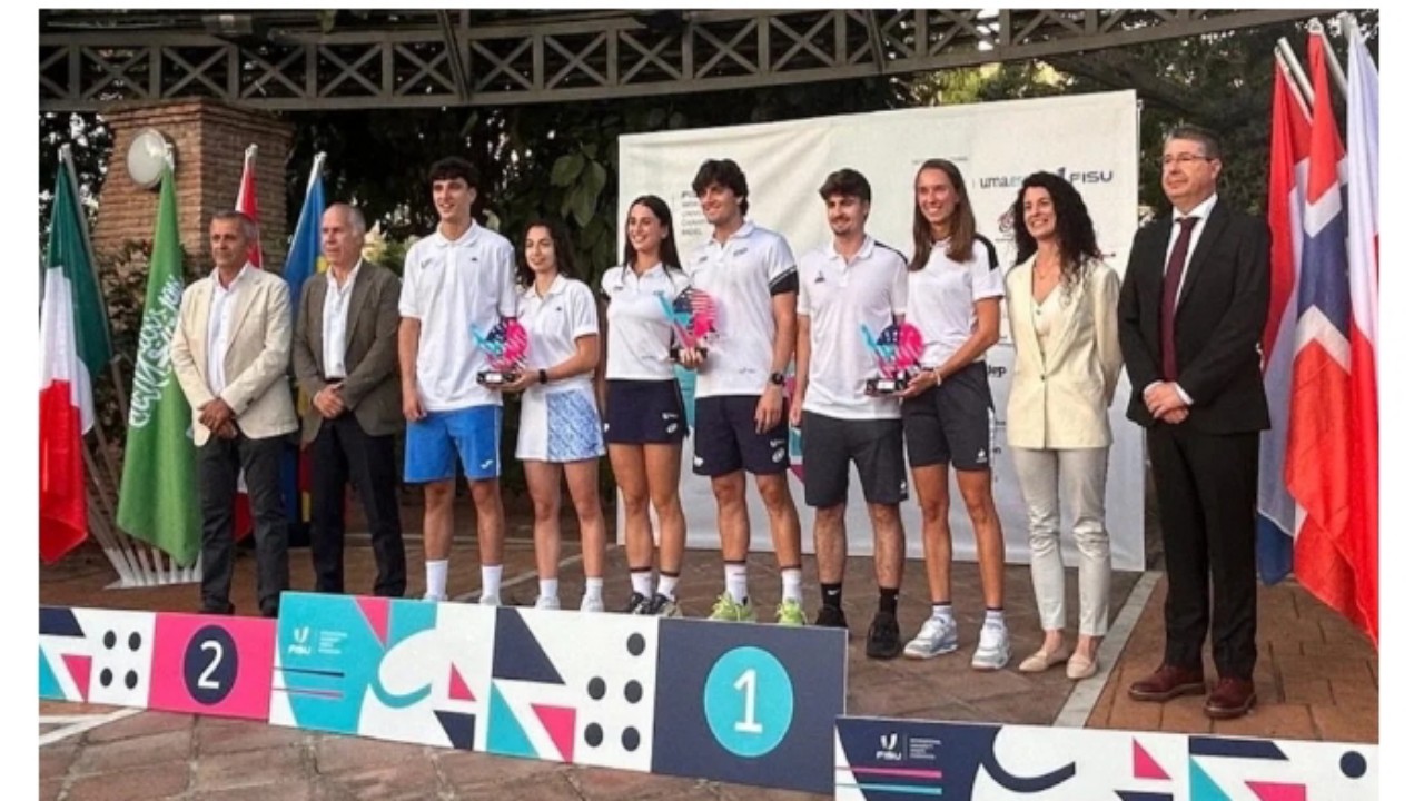Tuan Rumah Raih 2 Gelar di Kejuaraan Padel Universitas di Malaga Spanyol