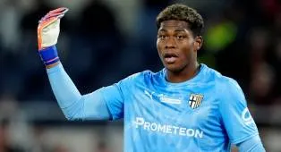 Zion Suzuki Diincar Leeds United usai Illan Meslier Hijrah ke Arsenal