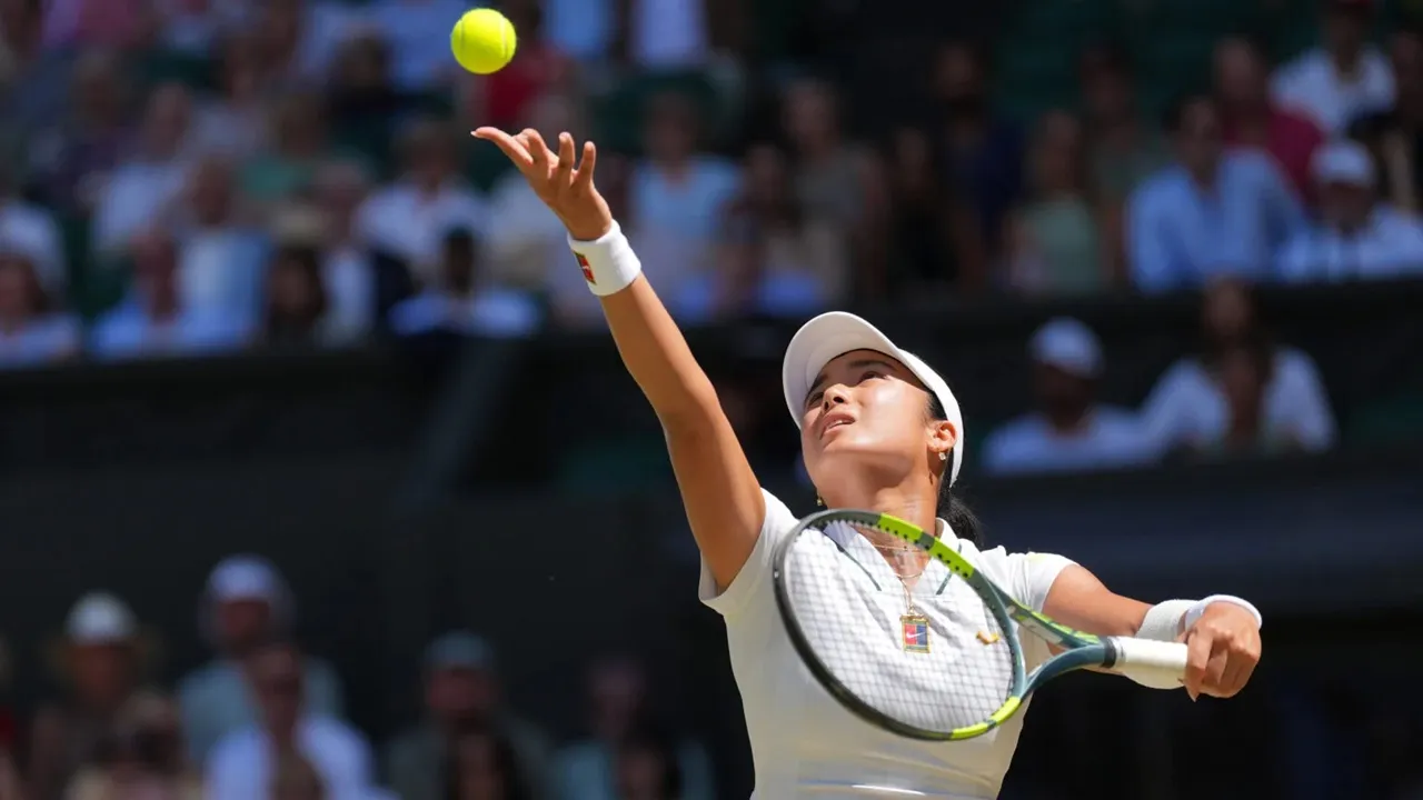 Alexandra Eala Tanggapi Kritik Seputar Servisnya Usai Kalah Di Wimbledon