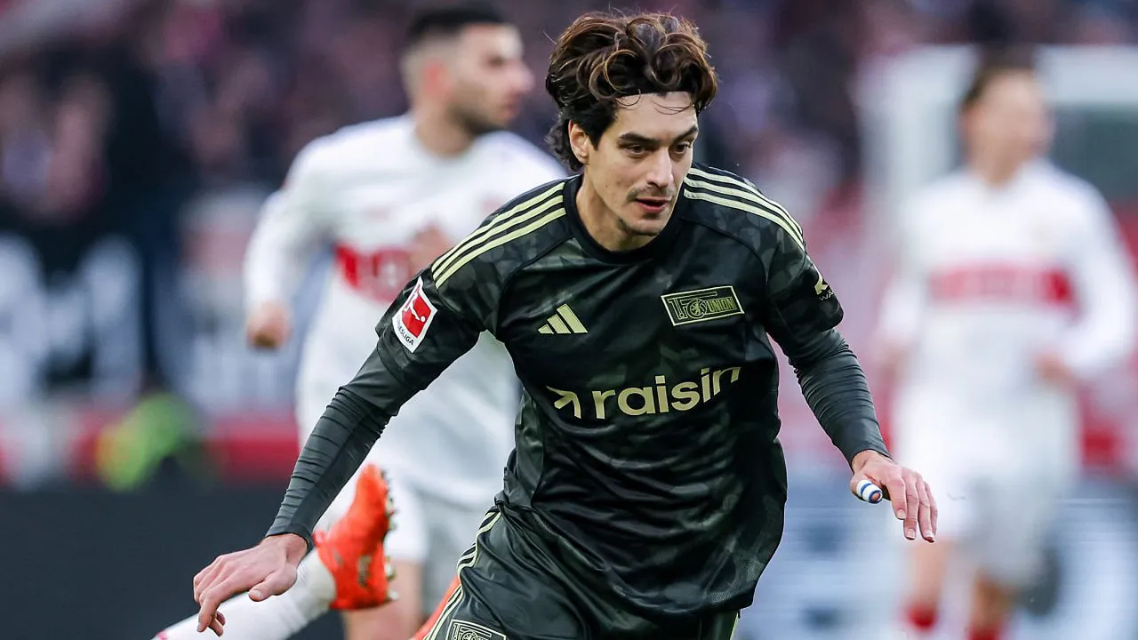 Batal ke Saudi, Diogo Leite Bikin Everton dan Leeds Kembali Berharap