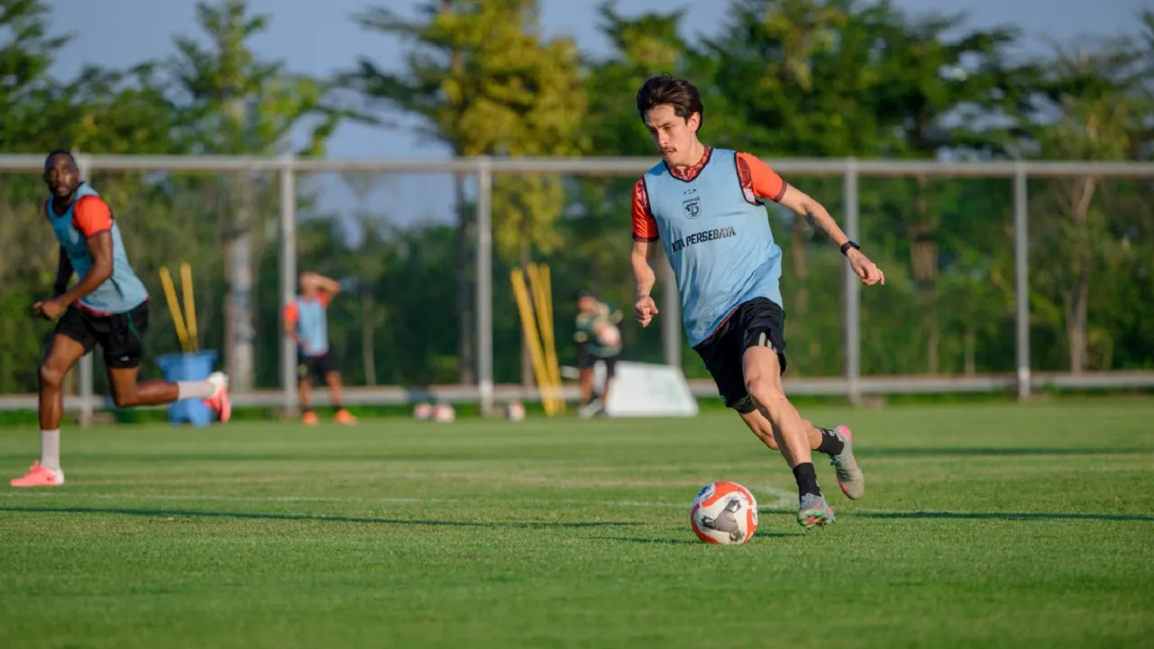 Gelandang Persebaya Surabaya, Francisco Rivera