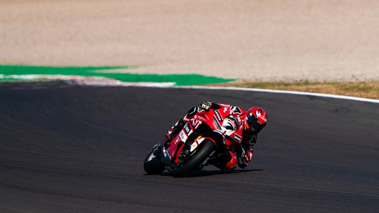 Iker Lecuona Puas dengan Hasil Balapan di WSBK Inggris