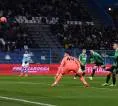 Newcastle Saingi Leeds dan Sunderland dalam Perburuan Muharemovic