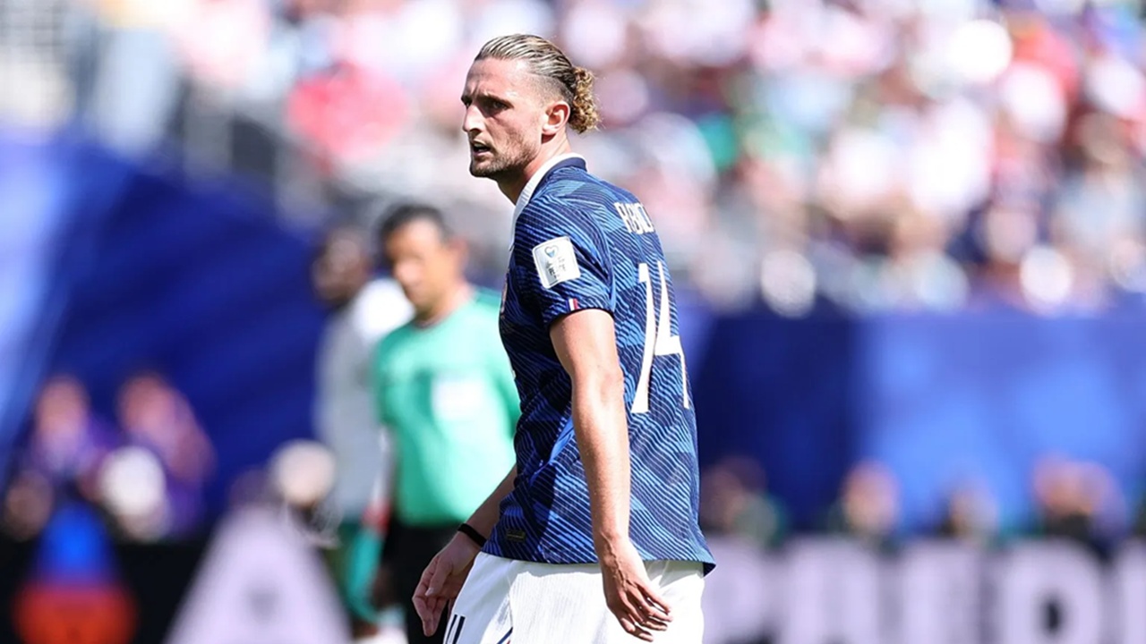Real Madrid Tolak Tawaran Mendatangkan Adrien Rabiot