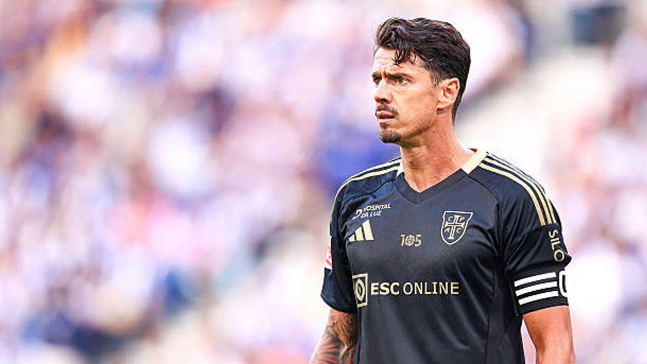 Resmi Masuk Tim Pelatih Regis Le Bris, Jose Fonte Gabung Sunderland