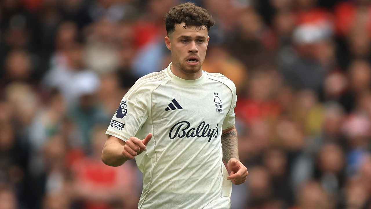 Tottenham Ingin Tambah Bek, Neco Williams Masuk Radar