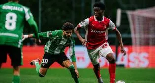AC Milan Incar Jean-Baptiste Gorby sebagai Pengganti Youssouf Fofana