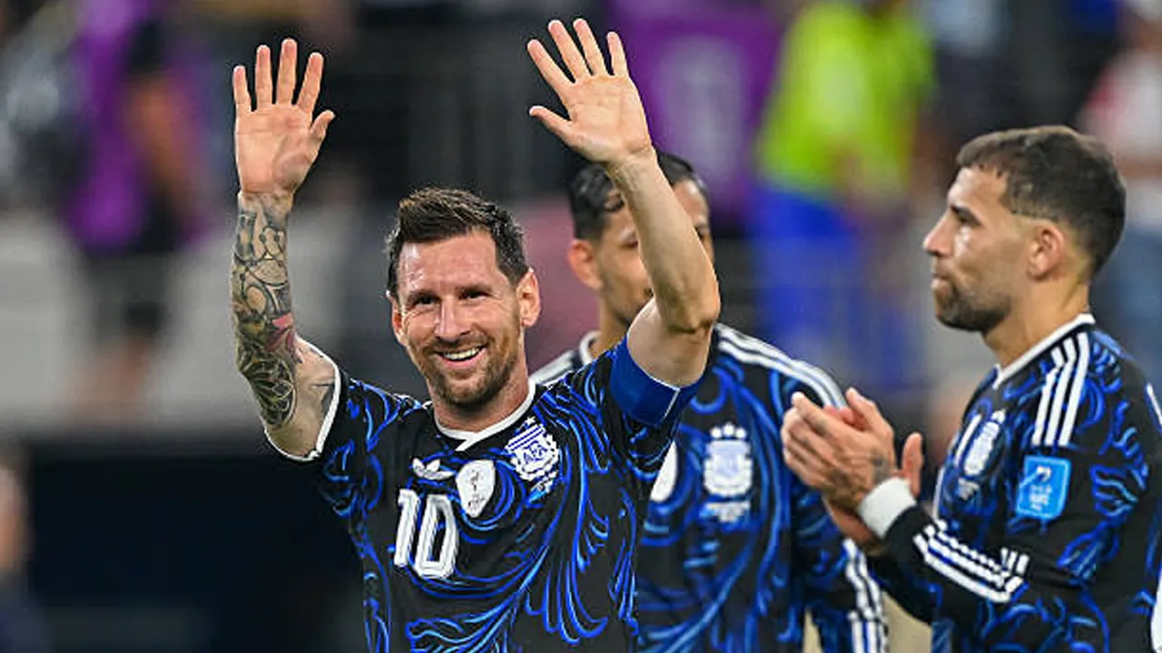 Argentina Pakai Jersey Biru Tua untuk Lawan Inggris, Percaya Takhayul?