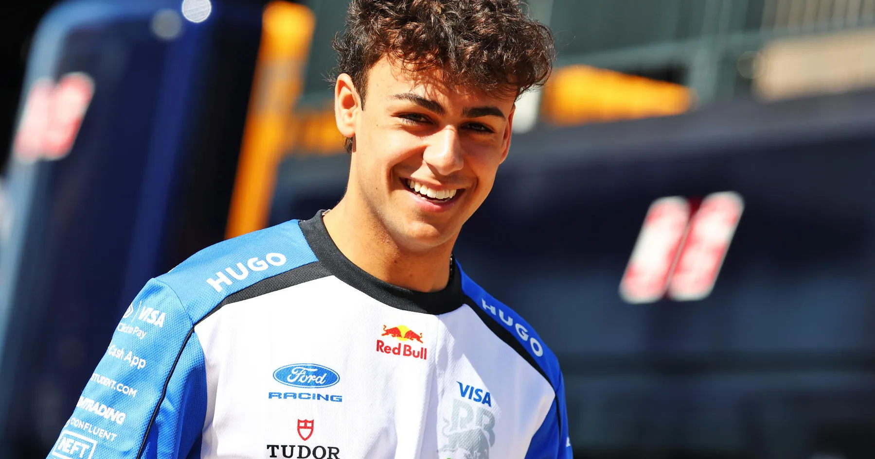 Arvid Lindblad Mulai Proses Dapatkan SIM - sumber: (racingnews365)