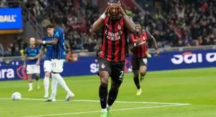 Aston Villa Intensifkan Negosiasi Transfer Pervis Estupinan dari AC Milan