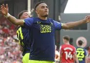 Aston Villa Lepas Lewis Dobbin, Southampton Menangkan Persaingan Transfer