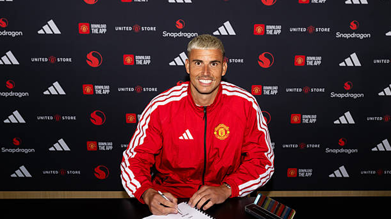 Beri Kontrak Dua Tahun, Manchester United Resmi Datangkan Karl Darlow