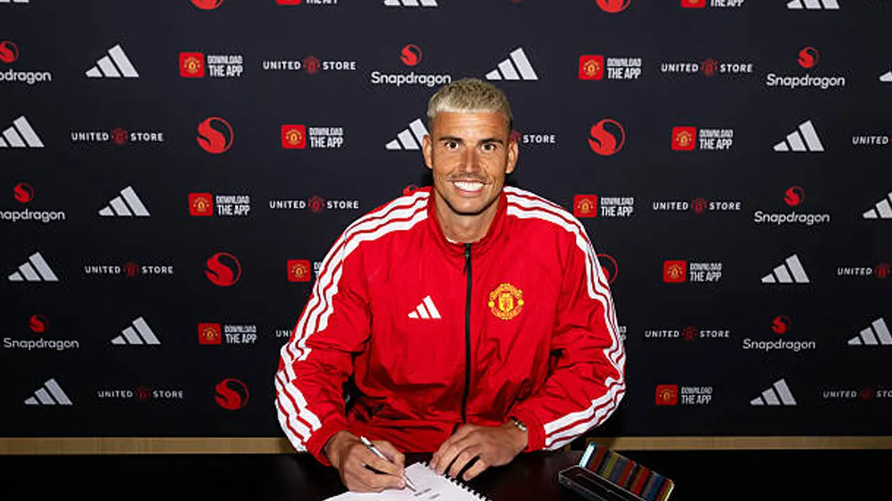 Beri Kontrak Dua Tahun, Manchester United Resmi Datangkan Karl Darlow