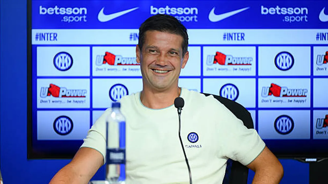 Cristian Chivu Ingin Bawa Inter Milan Raih Lebih Banyak Gelar