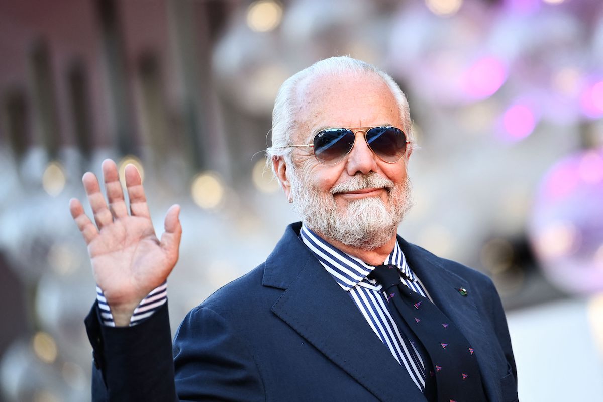 De Laurentiis Kritik Ketergantungan Klub pada UEFA dan FIFA
