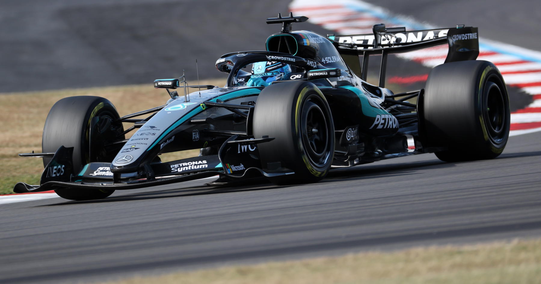George Russell Dinilai Beruntung dalam Persaingan Gelar F1