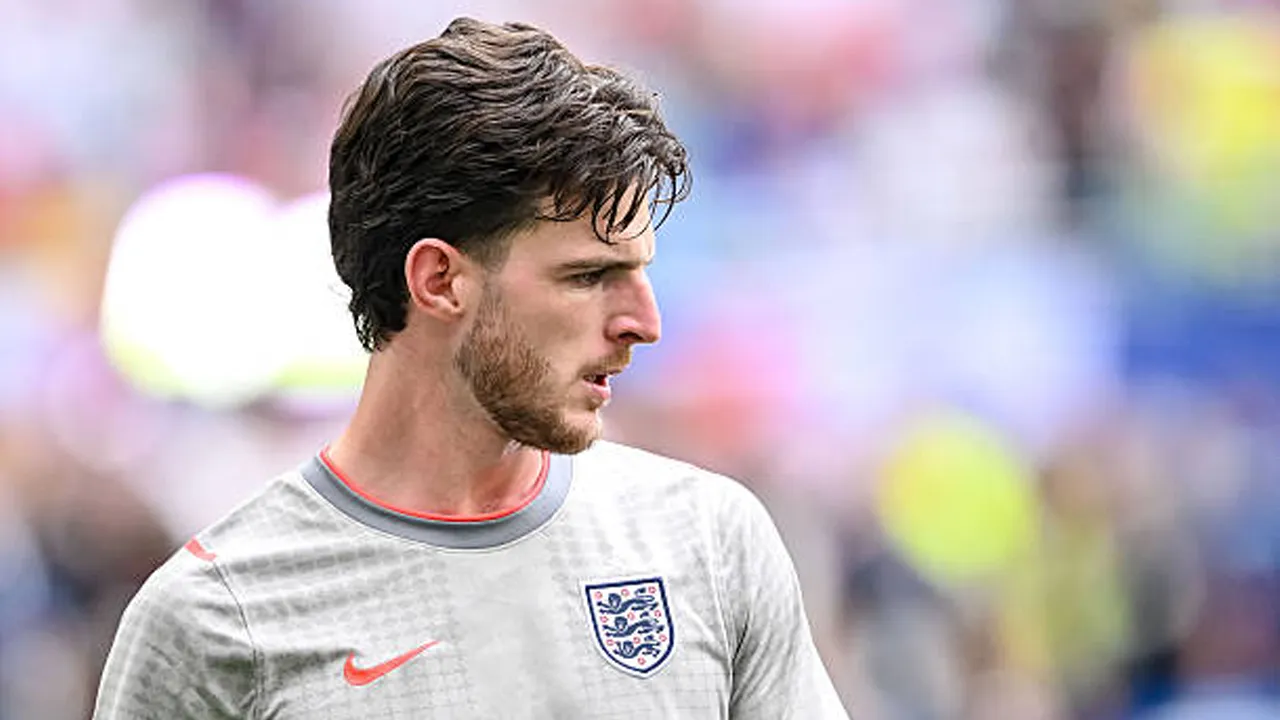 Jelang Duel Inggris vs Argentina, Declan Rice Diragukan Starter