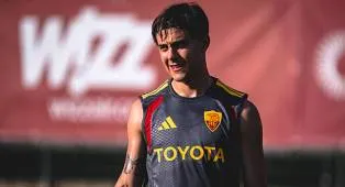 Paulo Dybala Ungkap Alasan Memilih Bertahan di AS Roma Satu Musim Lagi