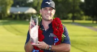 Steven Fisk Kalahkan Taylor Pendrith di Babak Playoff ISCO Championship