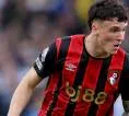 Terlibat Skandal Chat, Alex Jimenez Gabung Fiorentina dari Bournemouth