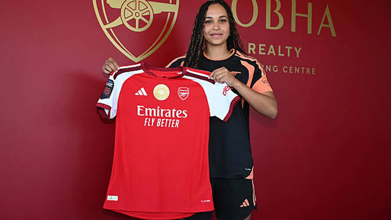 Dapat Kontrak Tiga Tahun, Arsenal Datangkan Lisa Baum dari RB Leipzig