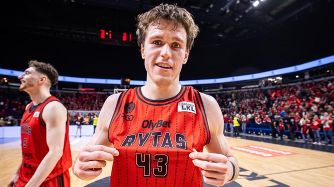 Fenerbahce Beko Rekrut Ignas Sargiunas dan Sertac Sanli