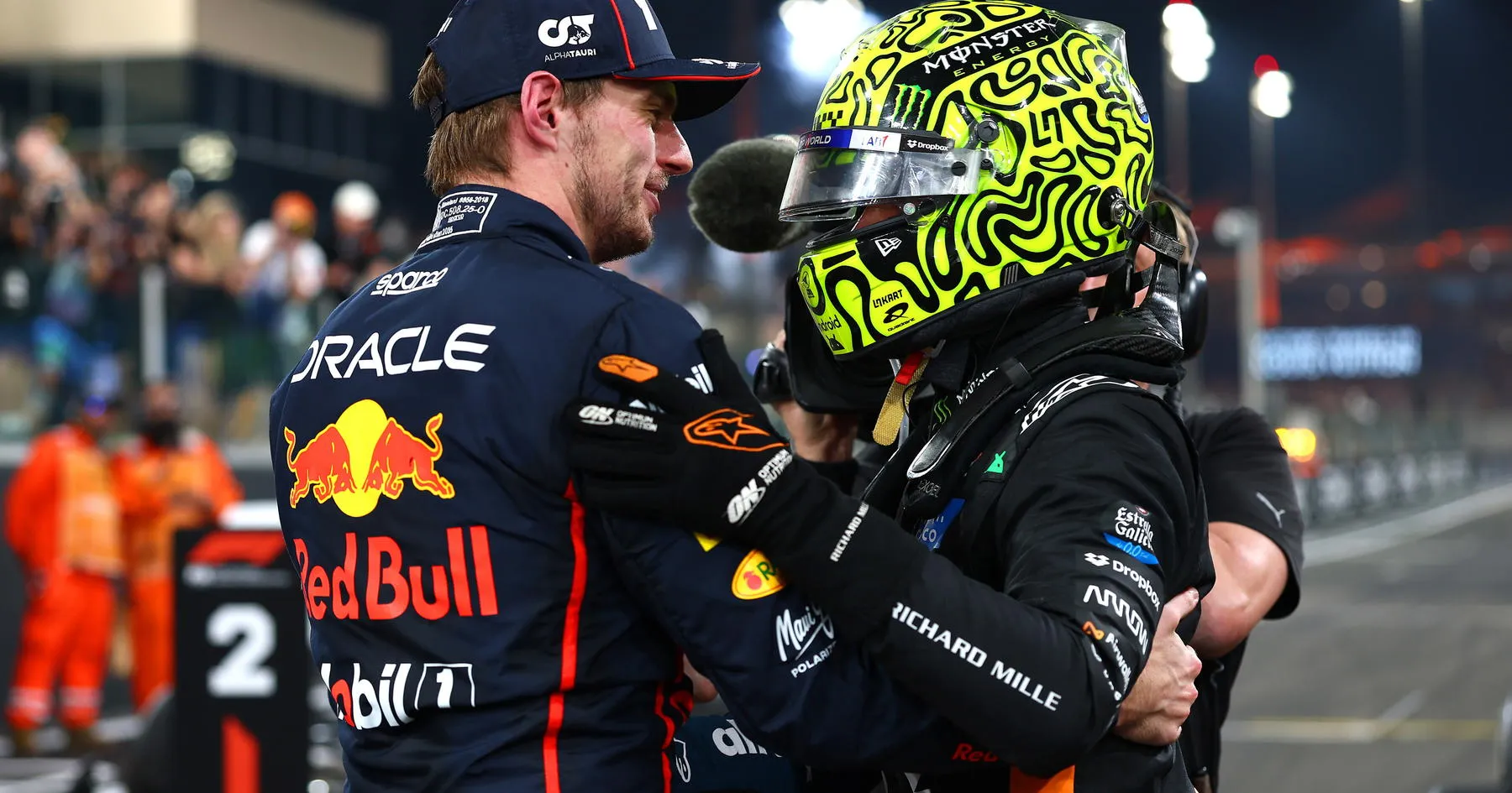 Lando Norris Tanggapi Tekanan Verstappen di Akhir Musim - sumber: (racingnews365)