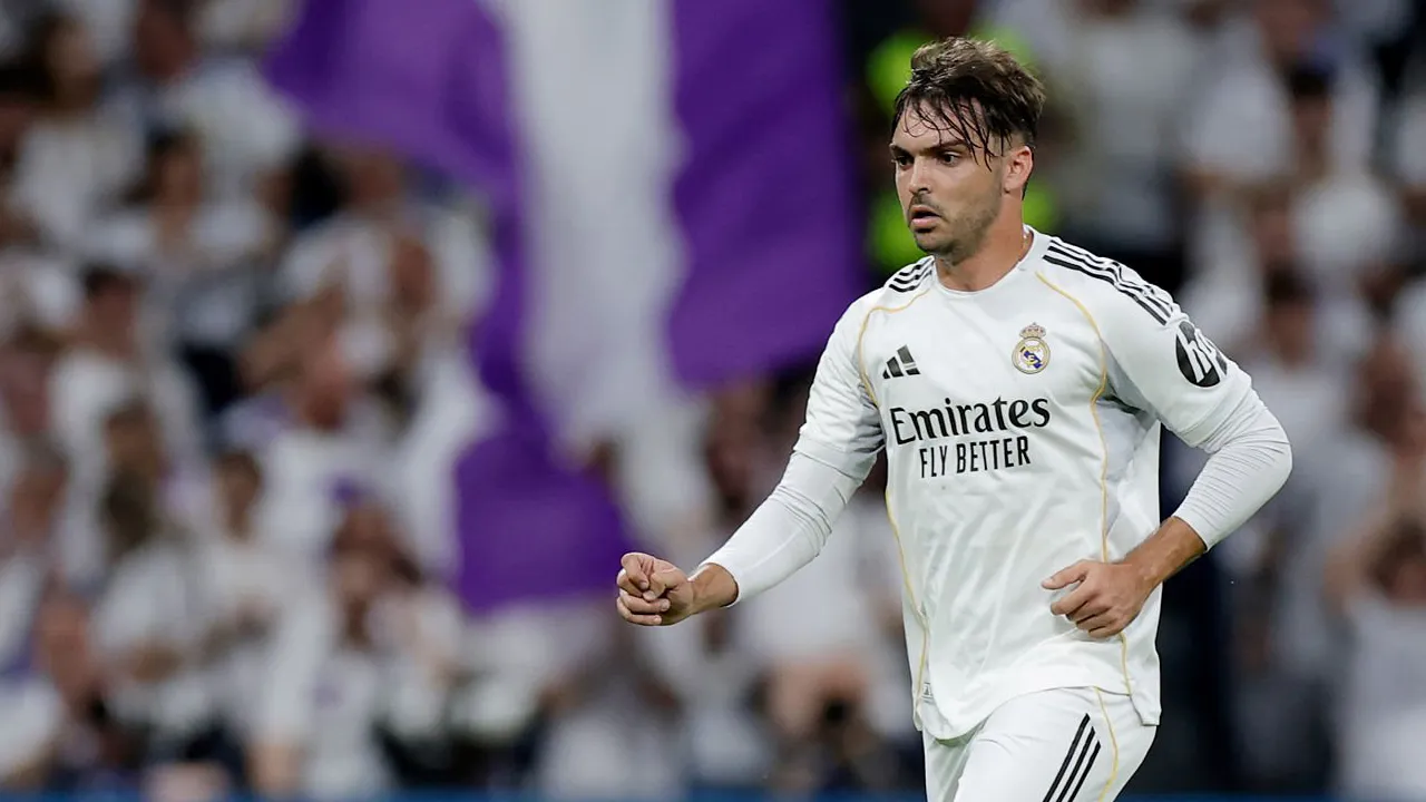 Madrid Jadikan Kepergian Raul Asencio Sebagai Prioritas di Bursa Transfer