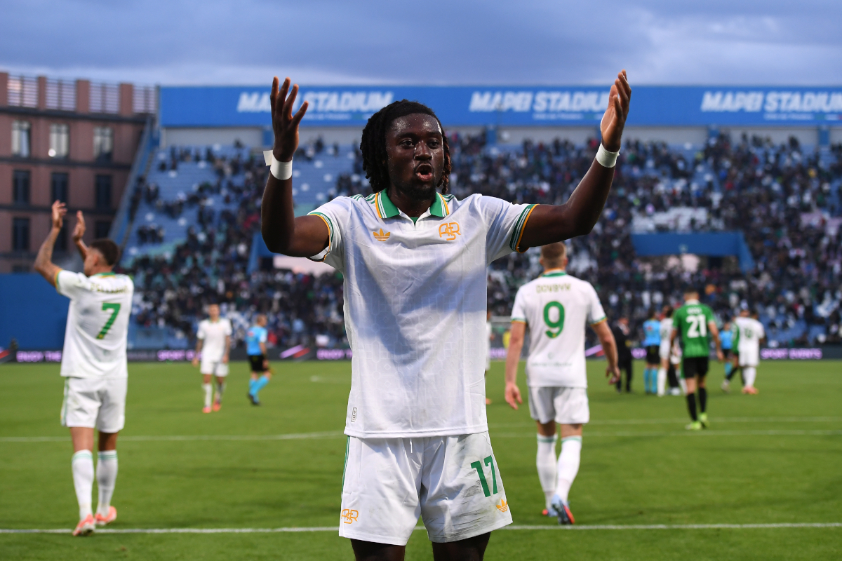 Manchester United Ungguli Rival Liga Inggris dalam Perburuan Koné
