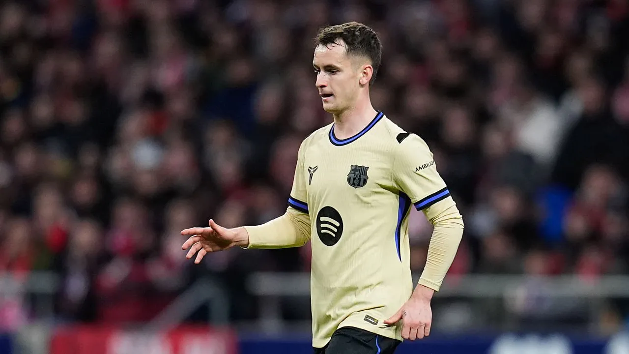 Marc Casado Berpeluang Bertahan, Cedera De Jong Ubah Rencana Barcelona