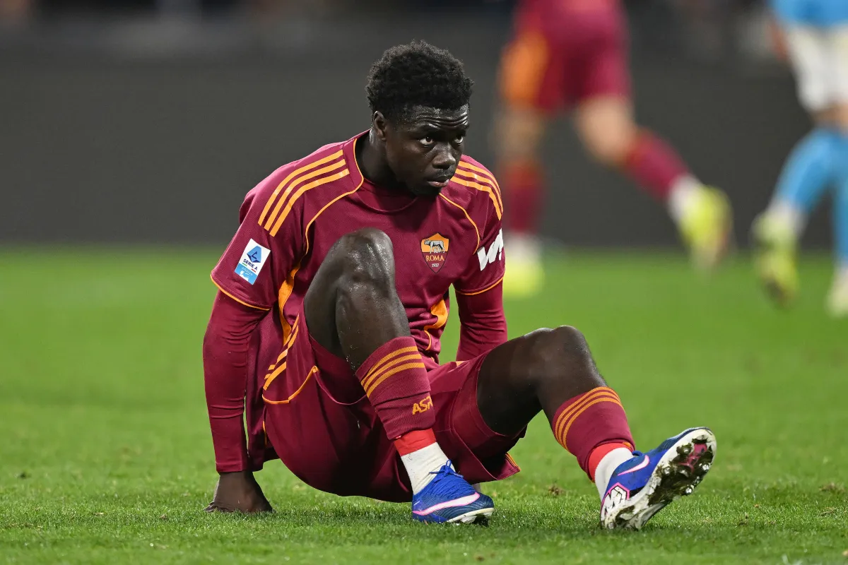 Robinio Vaz Absen dari Pramusim Roma Akibat Cedera Lutut - sumber: (footballitalia)