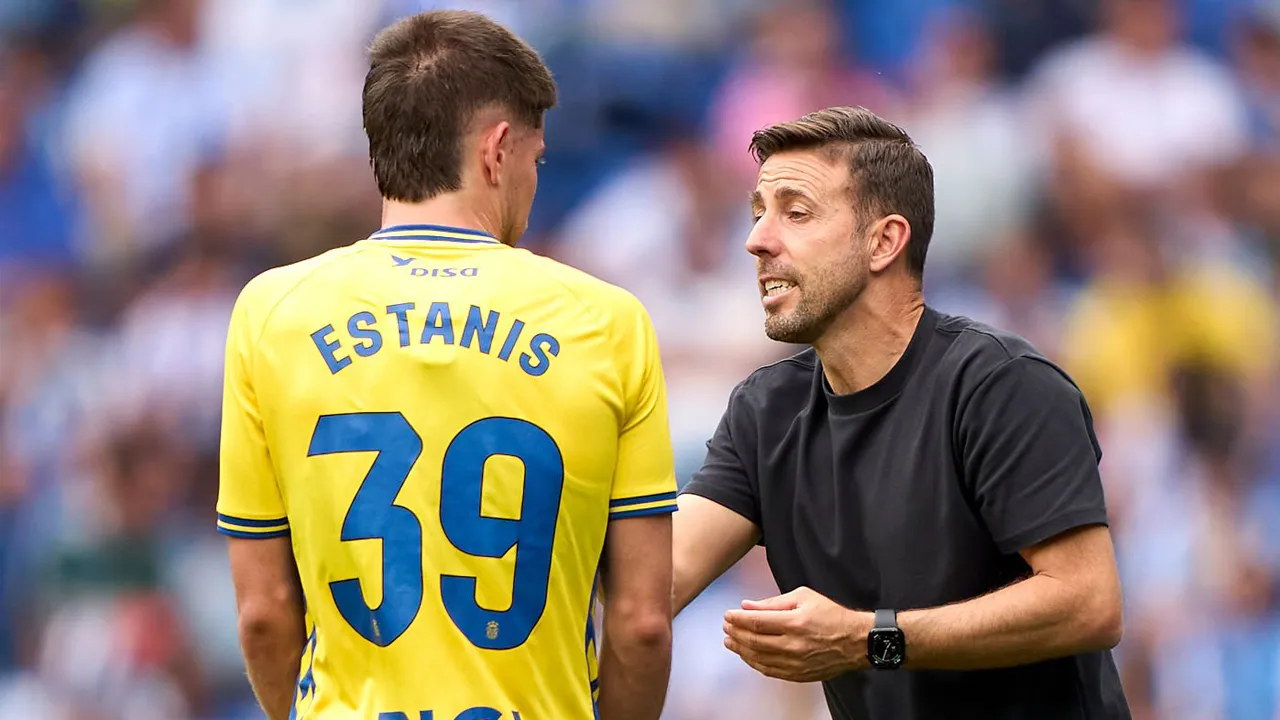 Barcelona Berpeluang Raup Untung dari Transfer Estanis Pedrola