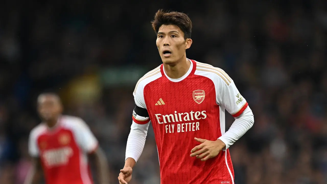 Berstatus Gratisan, Takehiro Tomiyasu Jadi Rebutan Sassuolo dan Venezia