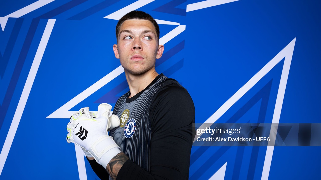 Gabriel Slonina Berpeluang Tinggalkan Chelsea ke Strasbourg
