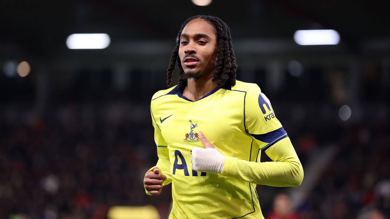 Inter Milan Incar Djed Spence, Tottenham Minta Harga Selangit