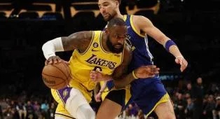 Klay Thompson Bisa Kembali ke Warriors, LeBron Jadi Kunci