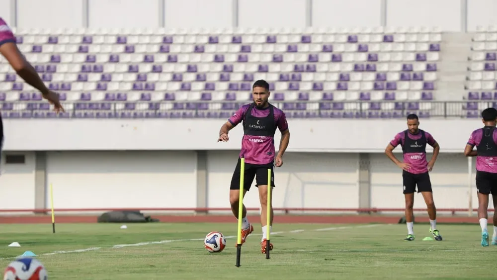 Latihan Perdana Pendekar Cisadane Sambut Musim 2026/27 - sumber: (ileagueid)